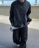 One-tuck black dart denim (green fabric)
