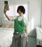 BUTTON HALTER KNIT TOP