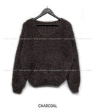 Wings Angora V-neck knitwear