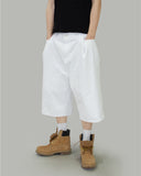 One-tuck Bermuda denim pants
