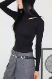 Cross button turtleneck