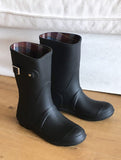 Roller Buckle Round Check Midi Rain Boots