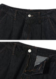 Balloon One Tuck Dart Shorts