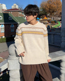Nordic boucle pattern round knit