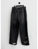 Ripped vintage damage black denim
