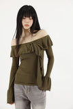 Wave ruffle off-shoulder tee