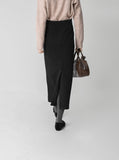 About Back Slit Skirt
