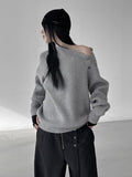 Slit semi-polar button knit
