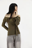 Wave ruffle off-shoulder tee