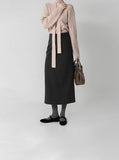 About Back Slit Skirt
