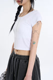 Standard wide U-neck crop T-shirt