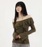 Wave ruffle off-shoulder tee