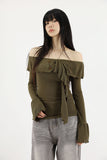 Wave ruffle off-shoulder tee