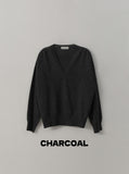 [Premium] Whole Garment Dust V-Neck Knit