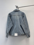 Tuck Medium Washed Denim JK