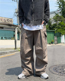Hito pintuck cargo pants