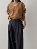 Corner Avan V-Neck T-Shirt