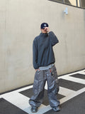 Glossy padded diagonal cargo pants