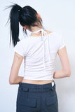 Rail hole string square-neck t-shirt