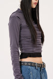 Shy shoulder hole hooded crop T-shirt