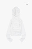 Shy shoulder hole hooded crop T-shirt