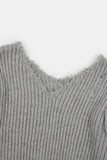 Linda wool damage V-neck knit