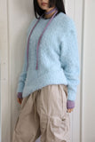 Pastel leash over knit