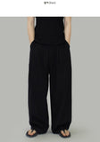 By Linen Two-Tuck Pants