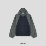 Toma Windbreaker