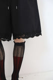 Lace bermuda pants