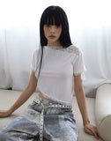 Lace carry diagonal tee