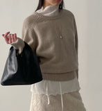 [Basic/wool 70%] Demure Roundneck Raglan Knit