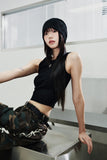 (W) CHEST METAL LOGO SLEEVELESS