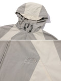 Neck slit hooded windbreaker