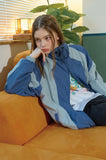 Neck slit hooded windbreaker