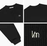 LOGO V-NECK KNIT