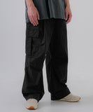 One Tuck Big Pocket Cargo Pants