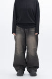 Risity Knee-Cut Curved Denim