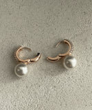Levna Cubic Pearl Earrings