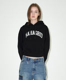 VARSITY LOGO CROP HOODIE