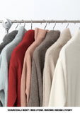 [Premium] Raccoon Turtleneck Knit