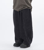 Nidor Corduroy Fold Balloon Pants