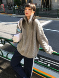 THICKLY CABLE KNIT ZIP-UP