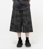 Pintuck Camo Wide Bermuda Pants