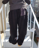 Back pocket color matching fleece pants