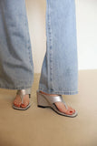 Air wedge flip flop mule