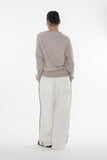 Sober wool v-neck knit