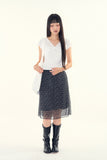 Lace point V-neck t-shirt