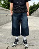 Embroidered Lettering Bermuda Pants