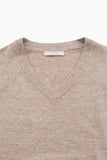 Sober wool v-neck knit